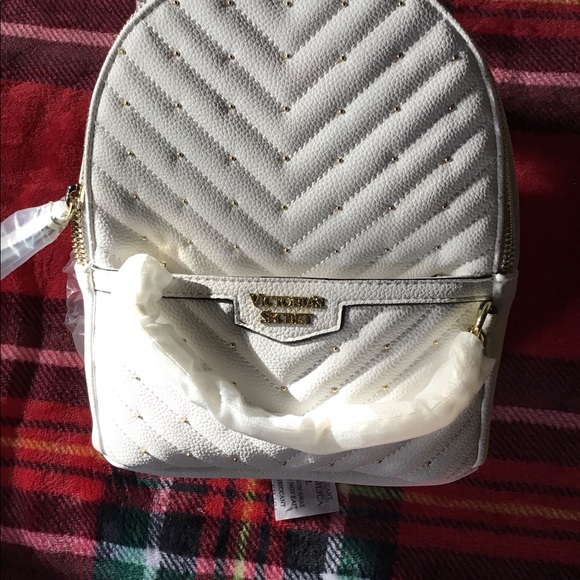 Sold - Picture 2 of 3